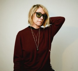 H Kim Gordon επιστρέφει με το "Play Me"