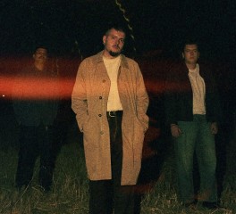 Οι Loud Silence θα ανοίξουν τη συναυλία των Naxatras στο Floyd