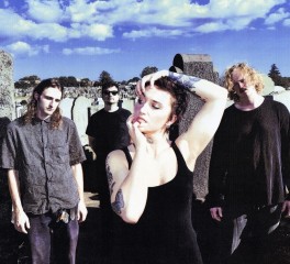 Οι MX Lonely για πρώτη φορά στην Ελλάδα