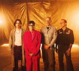 Οι Weezer επιστρέφουν με νέο δίσκο και single