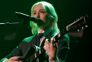 Η Phoebe Bridgers διασκευάζει Nirvana