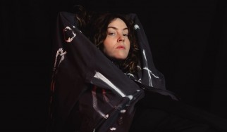 H Emma Ruth Rundle ανακοίνωσε τη δισκογραφική της επιστροφή