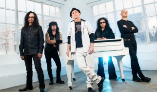 Με Armored Saint το Up The Hammers του 2027