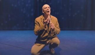 O Devin Townsend παρουσιάζει το "Home At Night"