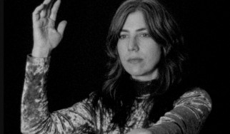 Η Julia Holter αποκαλύπτει το "Materia"