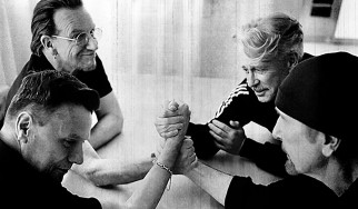 Κυκλοφορία-έκπληξη με καινούριο υλικό από τους U2