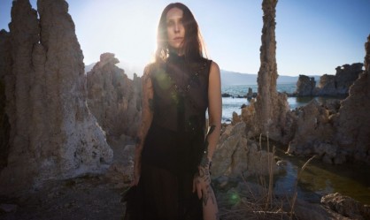Νέος δίσκος και single για την Chelsea Wolfe