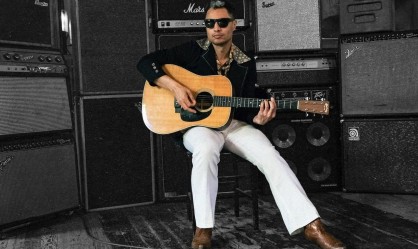 Ο José James παρουσιάζει ζωντανά στην Αθήνα το εμβληματικό "I Want You" του Marvin Gaye