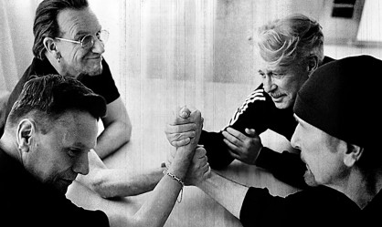 Κυκλοφορία-έκπληξη με καινούριο υλικό από τους U2