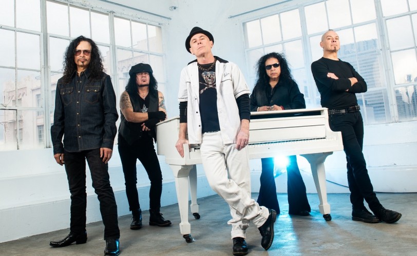 Με Armored Saint το Up The Hammers του 2027