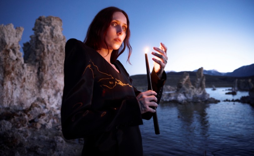 Η Chelsea Wolfe επιστρέφει στην Αθήνα με νέα μουσική