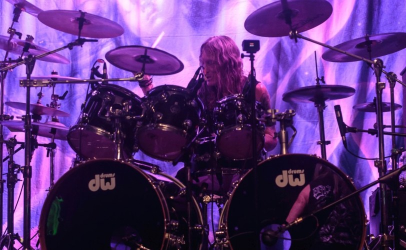 Ο Dana Burnell αποσύρεται από τους Crimson Glory