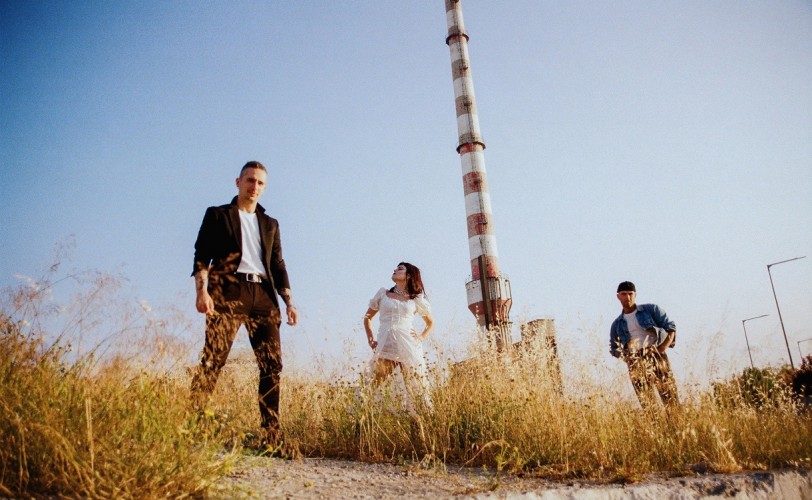 Οι Dramachine καλωσορίσουν το κοινό στον "Χορό Του Θανάτου"