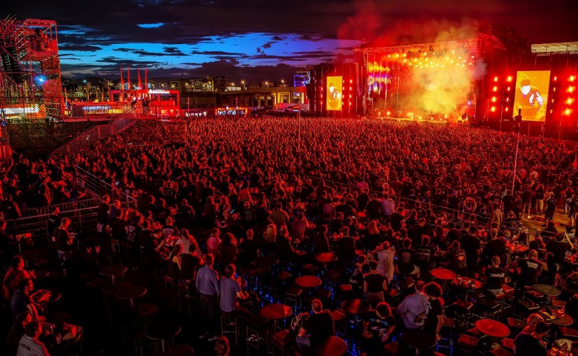 Δέκατη επέτειος από την πρεμιέρα του Release Athens Festival στη Πλατεία Νερού