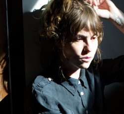 H Emma Ruth Rundle αποκαλύπτει τον νέο της δίσκο 