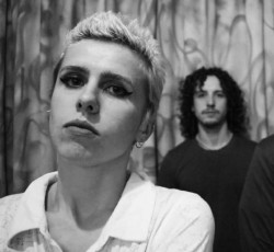 Νέο τραγούδι και video από τους Frenzee 