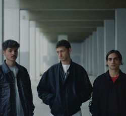 Κυκλοφόρησε το νέο διπλό single των Sworr 