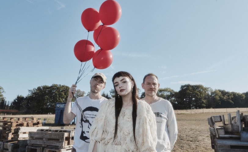 Οι Chvrches ανακοίνωσαν τη δισκογραφική τους επιστροφή