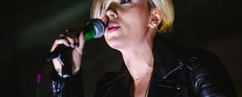 Αυτό είναι το νέο συγκρότημα της Scarlett Johansson