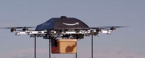 Παράδοση CD κ.ά. από... αέρος ετοιμάζει η Amazon