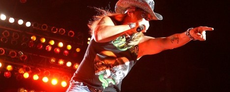 Bret Michaels: «H κόντρα των Poison με τους Guns N' Roses ήταν κατασκευασμένη από τα media»