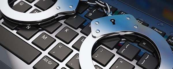 Στη φυλακή δύο Βρετανοί για διαδικτυακή πειρατεία