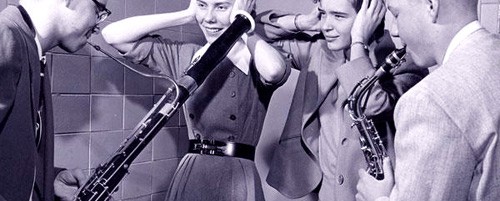 Ο Παγκόσμιος Οργανισμός Υγείας μας ζητά να ακούμε μόλις 1 ώρα μουσική την ημέρα