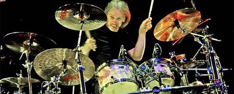 Παρελθόν από τους Status Quo ο drummer τους, Matt Letley