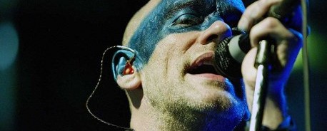 Michael Stipe (R.E.M.): «Προσπάθησα να σώσω τη ζωή του Kurt Cobain»