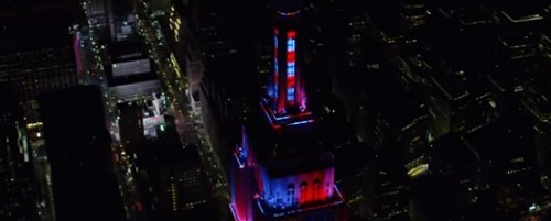 Το Empire State Building «λάμπει» στους ρυθμούς των Steely Dan (video)