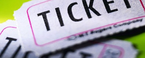 «Εξαπατημένοι» αισθάνονται οι αγοραστές συναυλιακών εισιτηρίων, σύμφωνα με νέα έρευνα