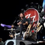 O Dave Grohl στο θρόνο του. Κυριολεκτικά!