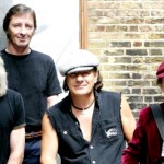 «Θέλω να γυρίσω στους AC/DC. Δεν τα παρατάω!»