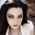 Οι Anonymous στοχοποιούν την Amy Lee των Evanescence