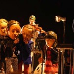Ο αστέρας του Breaking Bad, Aaron Paul, ντύνεται ...Arcade Fire στο Coachella