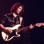 Ξανασυνδέει ο Blackmore την Stratocaster στον ενισχυτή;