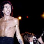 Φόρος τιμής στον Bon Scott από τη γενέτειρά του