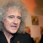 Ο Brian May προαναγγέλλει συναυλίες και «μια γεμάτη χρονιά για τους Queen»