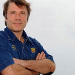 Με ποδήλατο στο Download ο Bruce Dickinson
