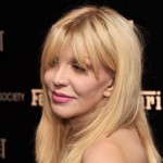 Άβολη λόγω των σχέσεών της με τους Nirvana θα είναι η βραδιά του Rock And Roll Hall Of Fame, δηλώνει η Courtney Love