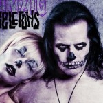 Πορνοστάρ ποζάρει στο εξώφυλλο του νέου δίσκου του Danzig