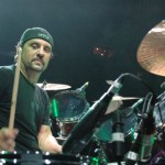 Ο Dave Lombardo δηλώνει έκπληκτος με τον τρόπο που χειρίστηκαν τον χαμό του Hanneman οι Araya, King