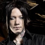 «Το αρχικό line-up των Guns N' Roses θα έπρεπε να παίξει για το Rock And Roll Hall Of Fame», διατείνεται ο DJ Ashba