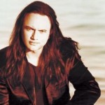 O Geoff Tate σε ρόλο δολοφόνου