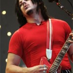Η Alicia Keys και ο Jack White συνεργάζονται για το μουσικό θέμα του νέου James Bond