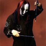 Ο Joey Jordison δίνει... και το αίμα του για τα drumsticks
