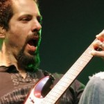 John Petrucci: «Η έκκληση του Portnoy να ξαναγίνει μέλος των Dream Theater άργησε»