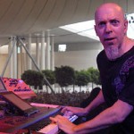 Ο Jordan Rudess αποτίει φόρο τιμής στον John Lennon
