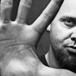 Αγωγή κατά του Lars Ulrich για απλήρωτες υπερωρίες