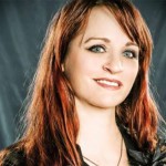 Δεν θα ξαναπεριοδεύσει με τους Therion η Lori Lewis